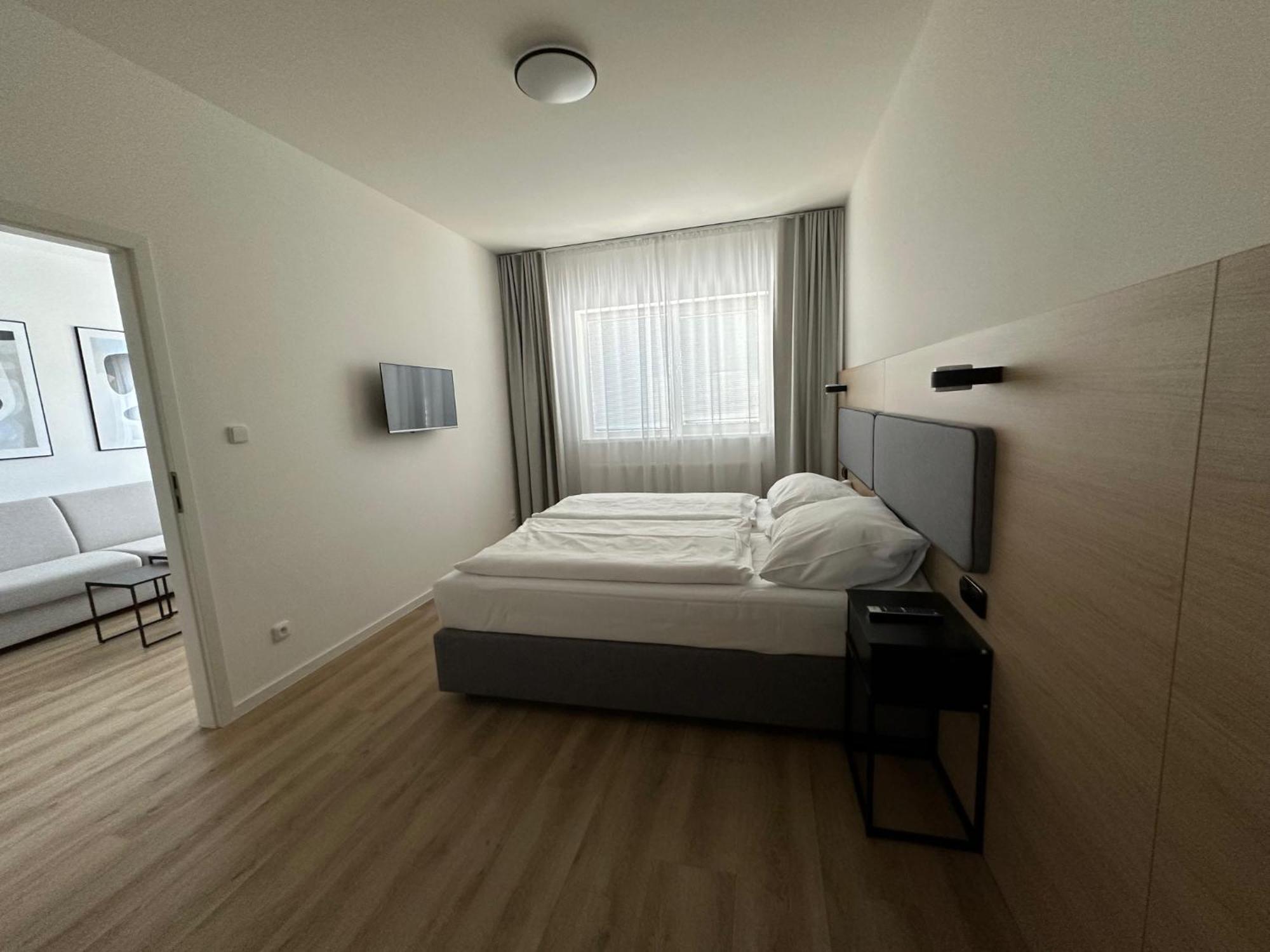 Hotel Kapitol Мост Екстериор снимка