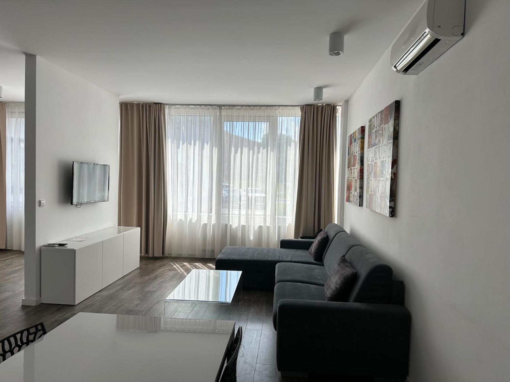 Hotel Kapitol Мост Екстериор снимка